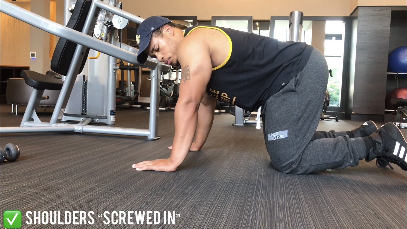 Push-up Correction: Screw In Shoulder